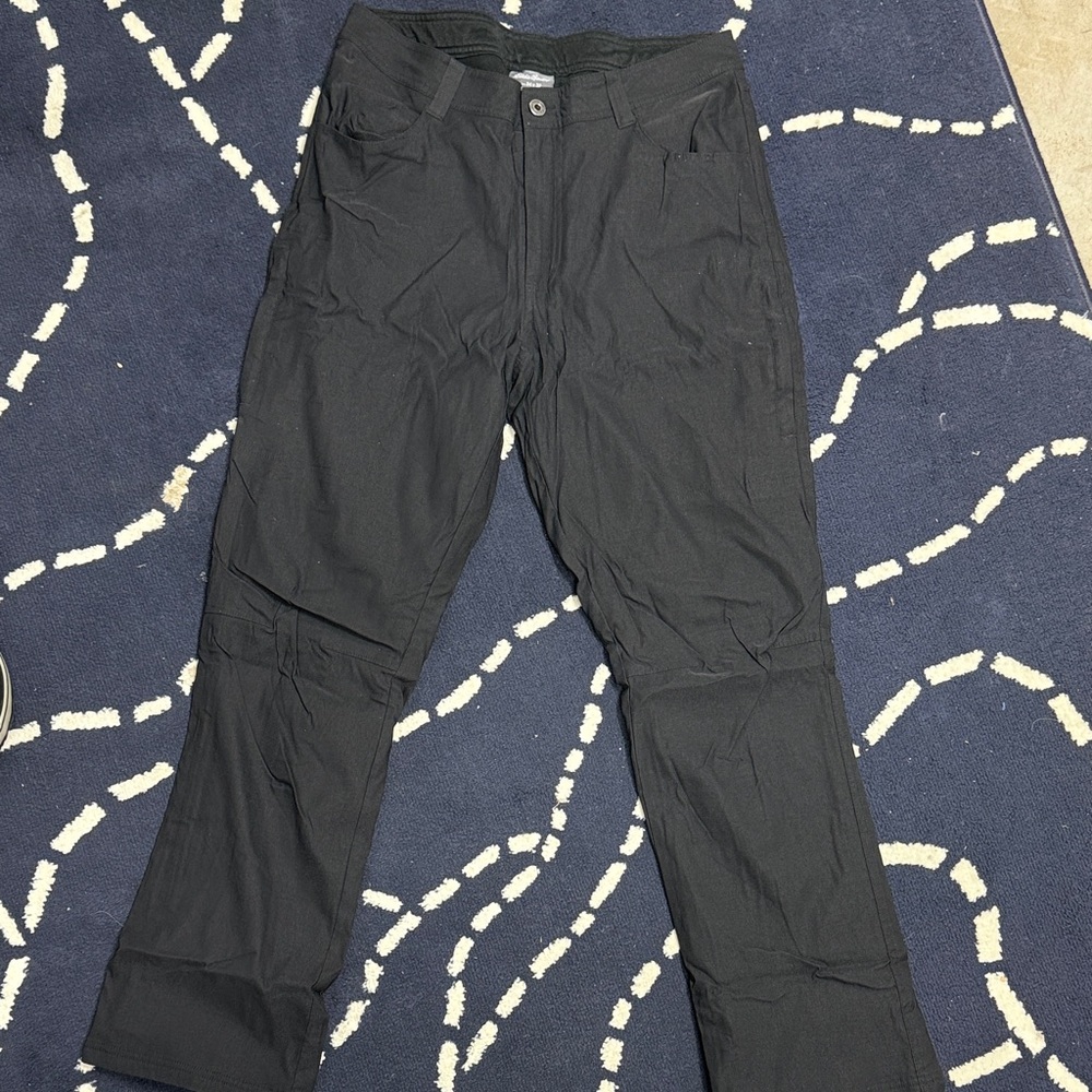 Eddie Bauer Men's Black Cargo Pants